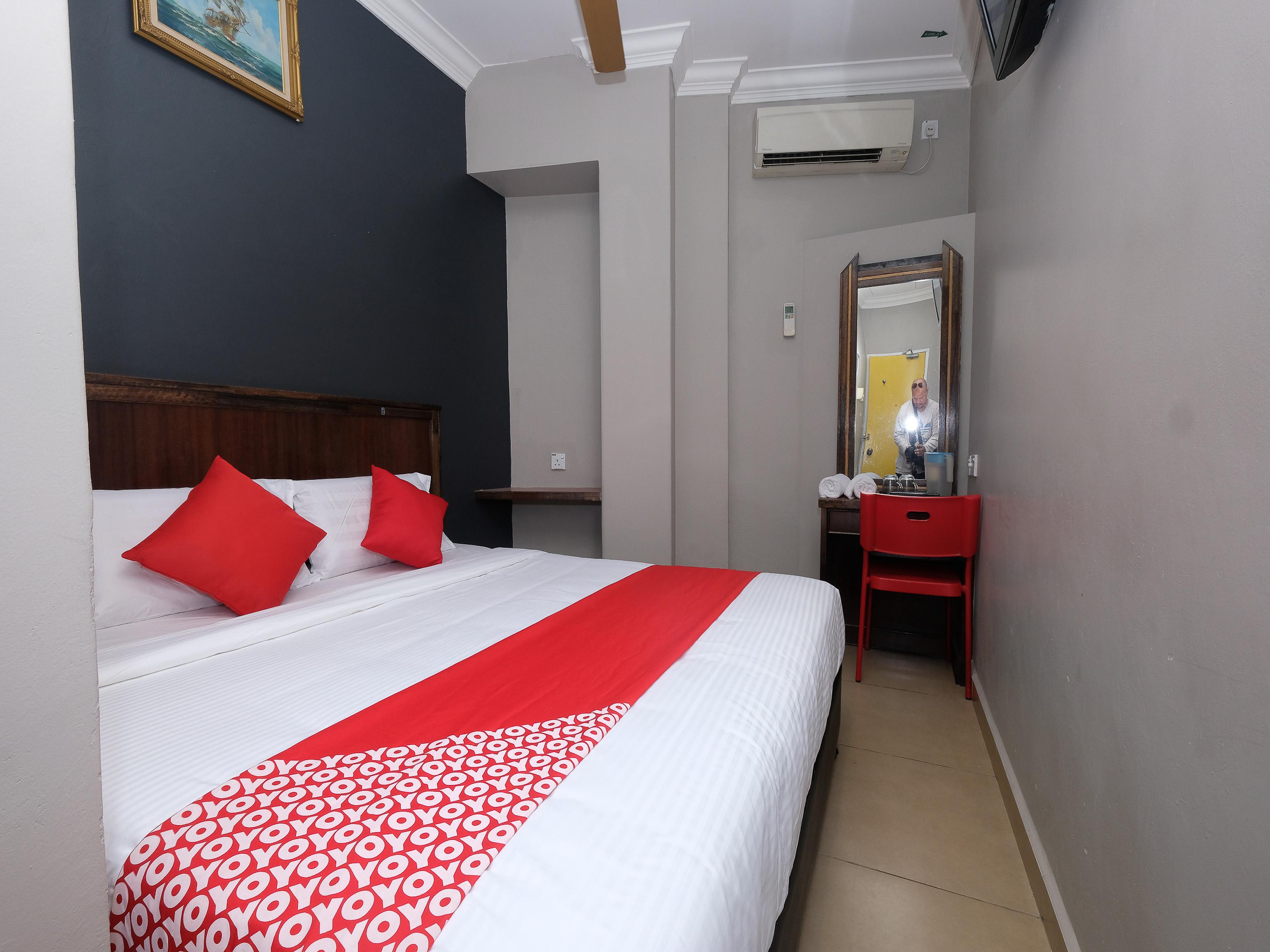 Oyo 1190 Nice Stay Hotel Рауб Экстерьер фото