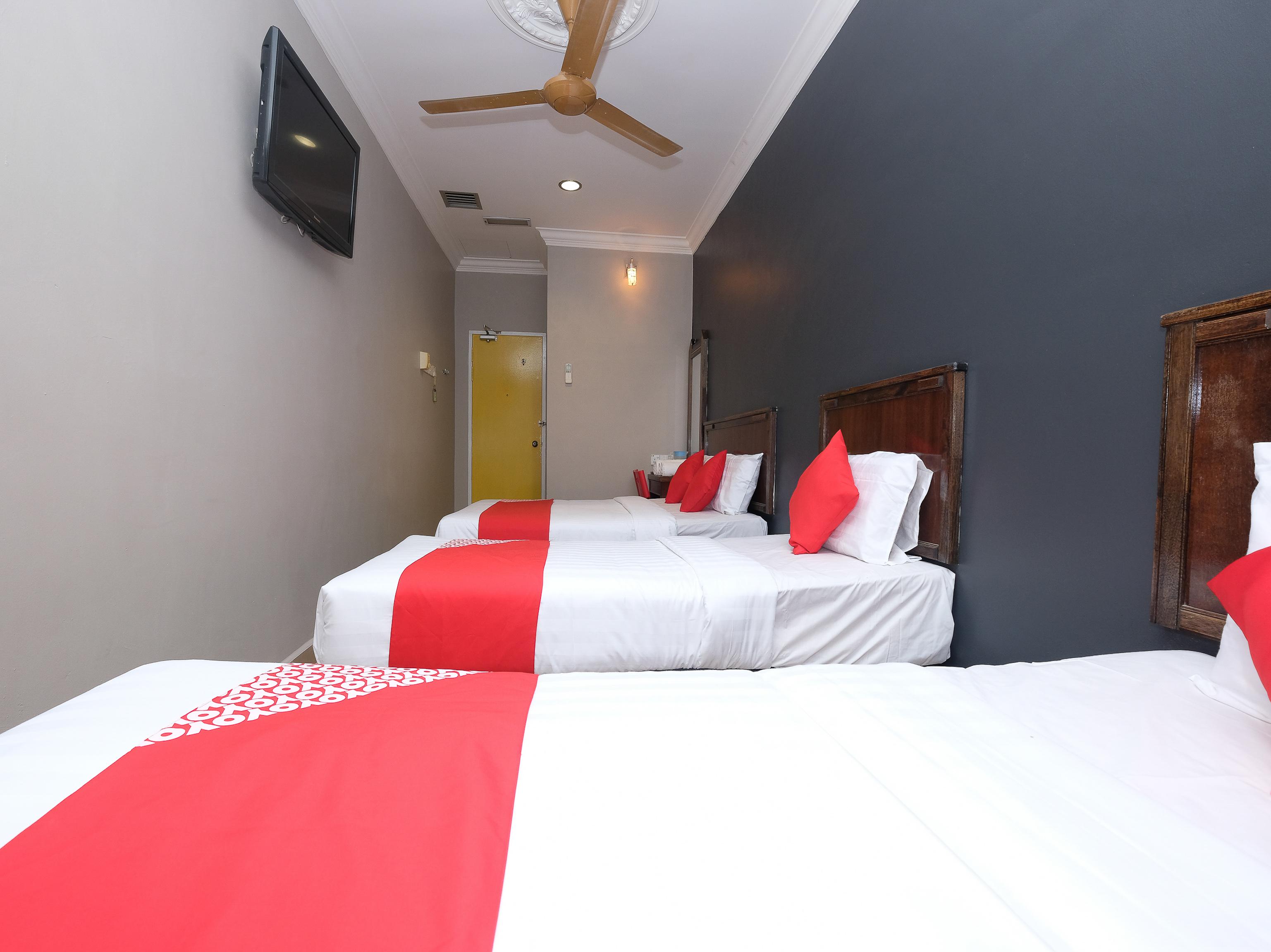 Oyo 1190 Nice Stay Hotel Рауб Экстерьер фото