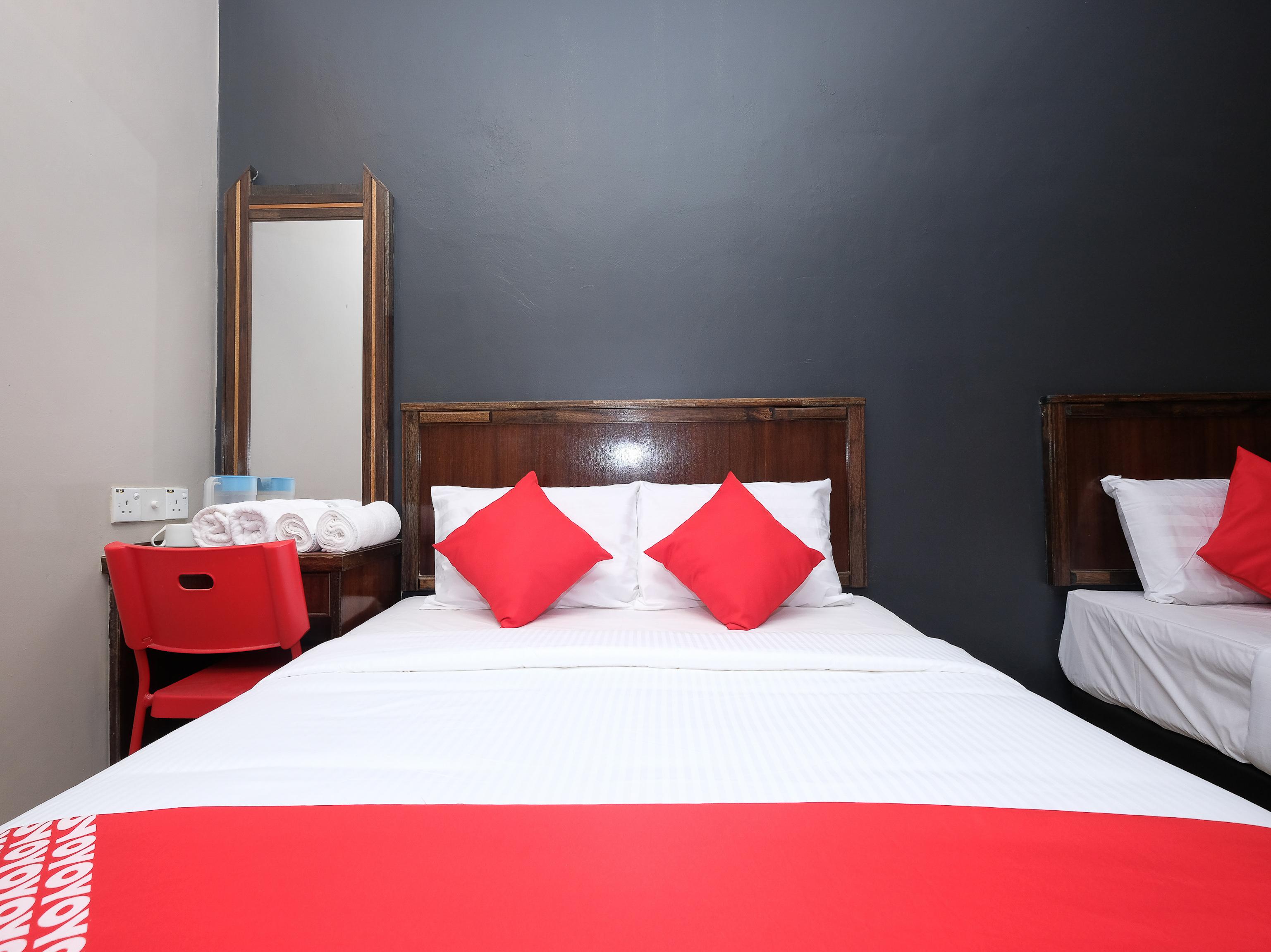 Oyo 1190 Nice Stay Hotel Рауб Экстерьер фото