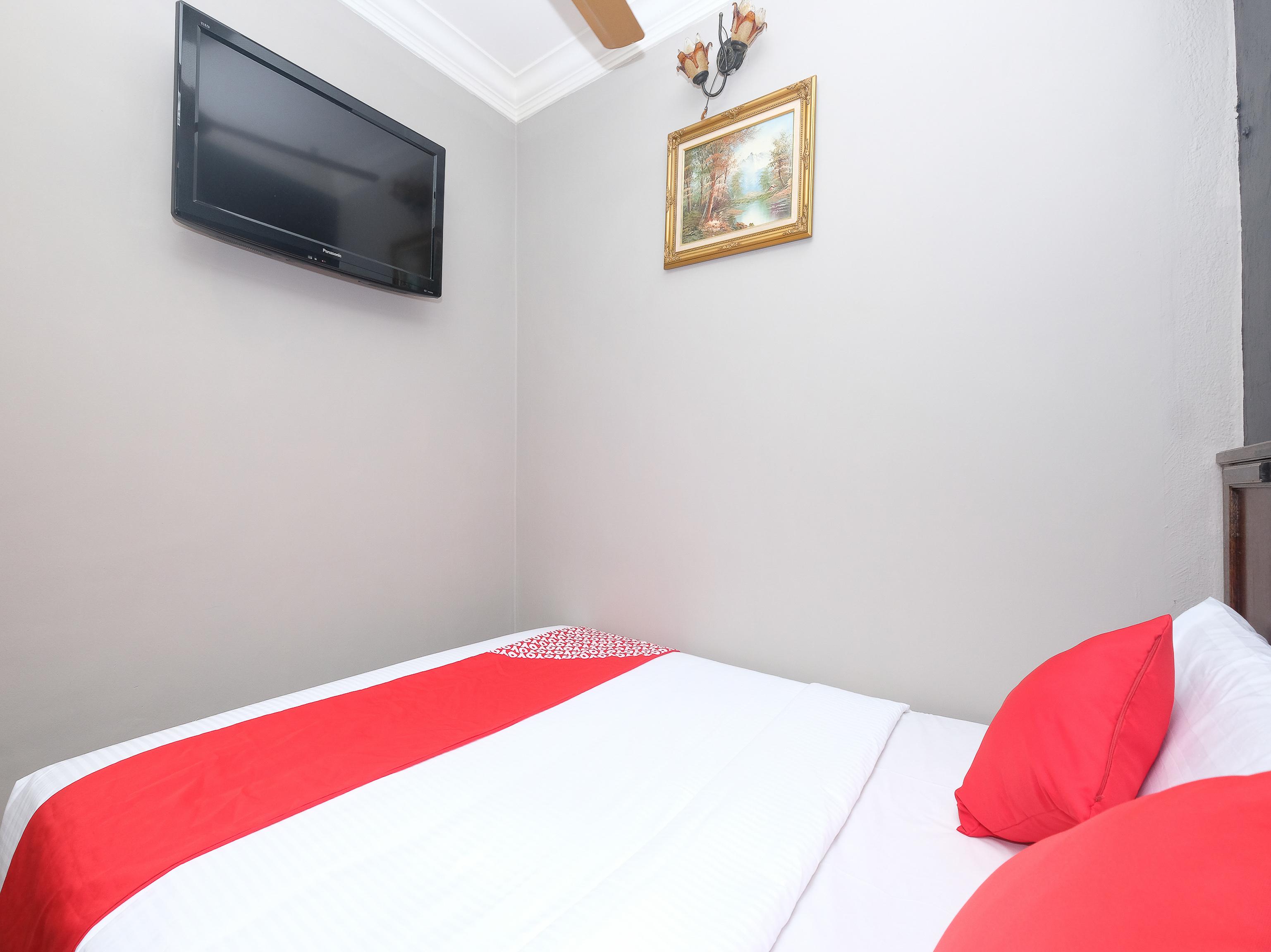 Oyo 1190 Nice Stay Hotel Рауб Экстерьер фото