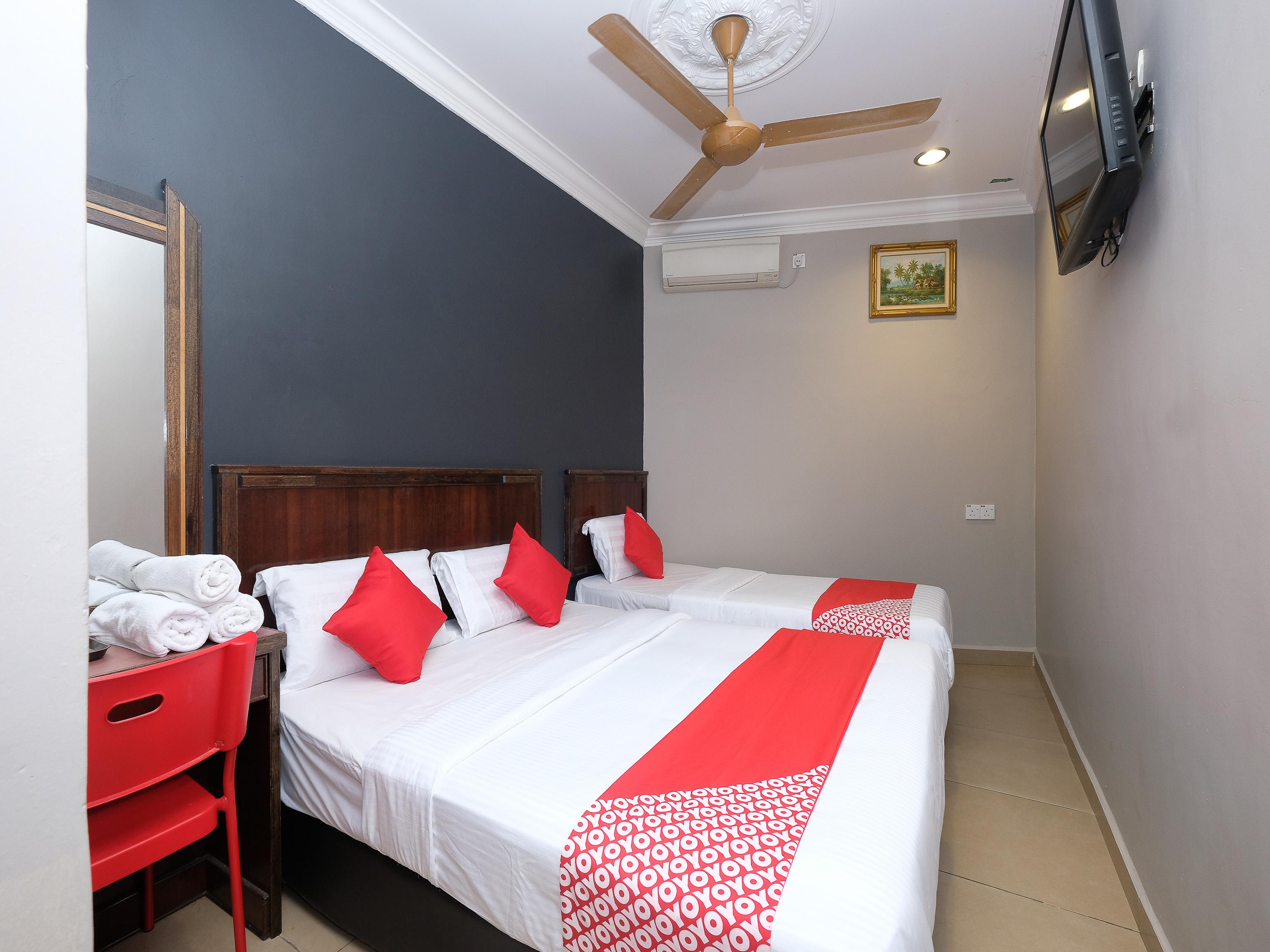 Oyo 1190 Nice Stay Hotel Рауб Экстерьер фото