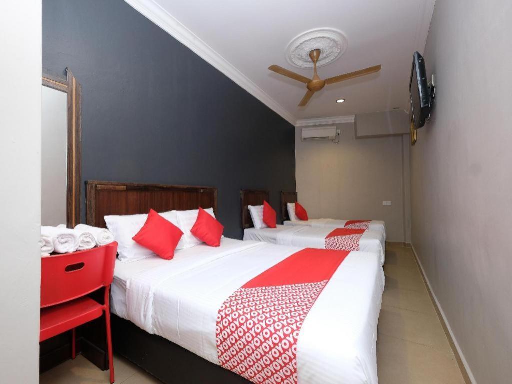 Oyo 1190 Nice Stay Hotel Рауб Экстерьер фото