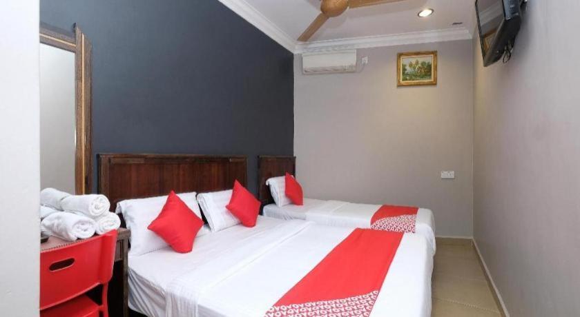 Oyo 1190 Nice Stay Hotel Рауб Экстерьер фото