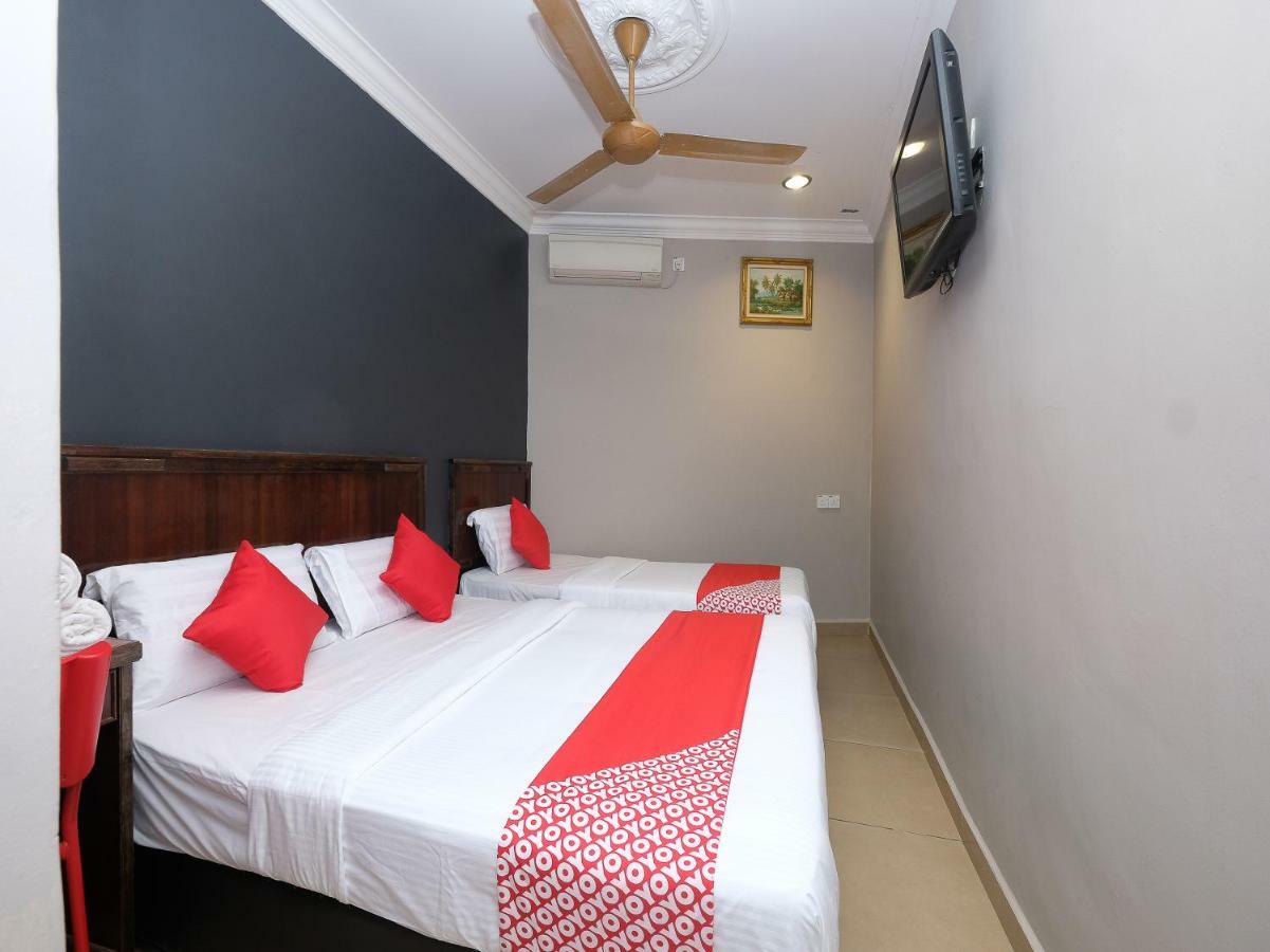 Oyo 1190 Nice Stay Hotel Рауб Экстерьер фото
