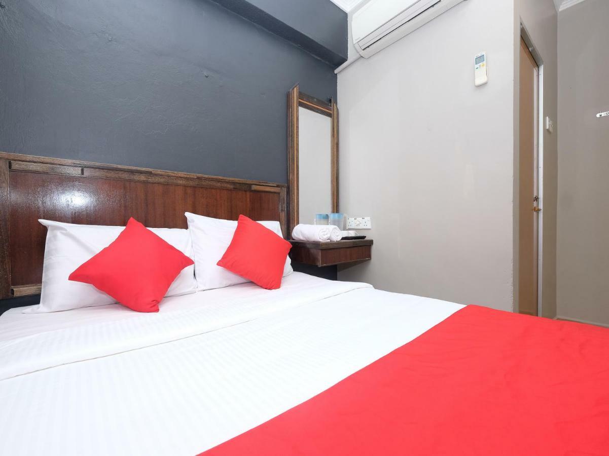 Oyo 1190 Nice Stay Hotel Рауб Экстерьер фото
